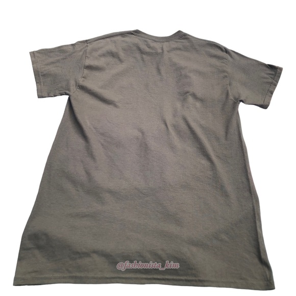 Disney gray Cinderella t-shirt new with tags - Picture 7 of 7